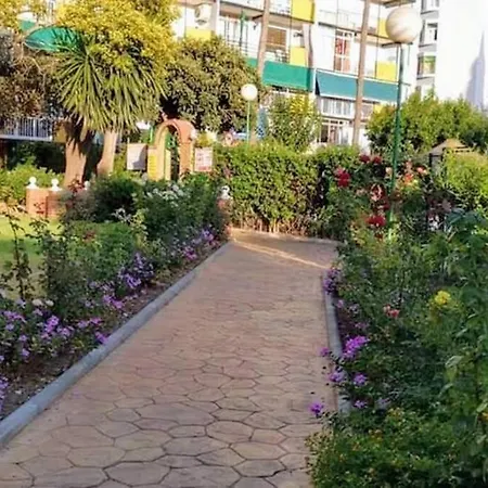 Beautiful Sea Views Cozy 350 M From Apartment