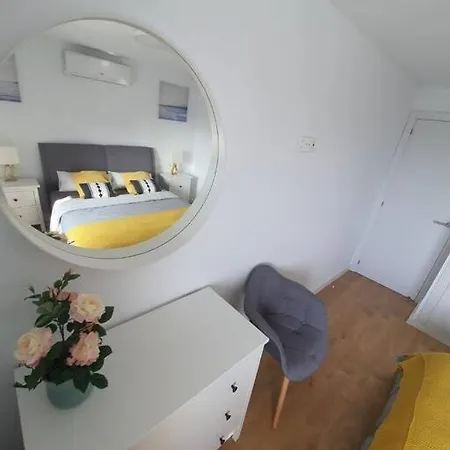 Apartment Beautiful Sea Views Cozy 350 M From *