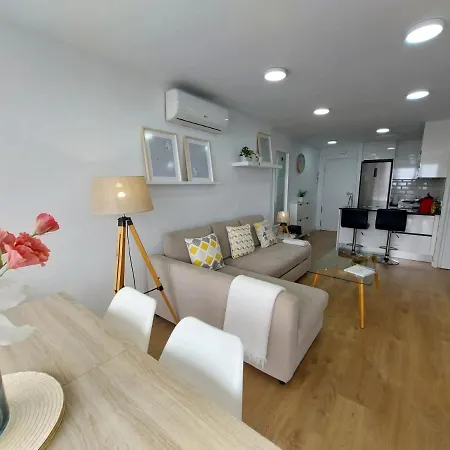 Apartment Beautiful Sea Views Cozy 350 M From