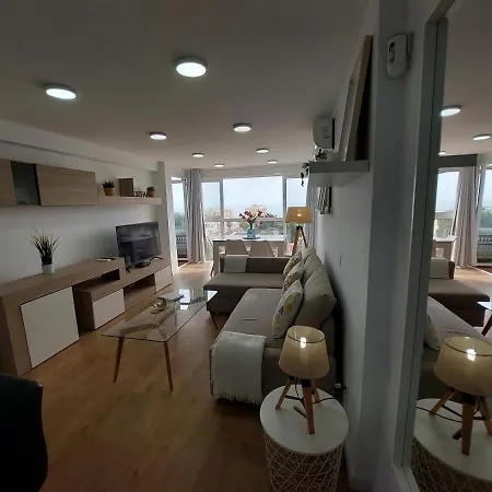 Beautiful Sea Views Cozy 350 M From Apartment