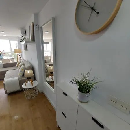 Apartment Beautiful Sea Views Cozy 350 M From